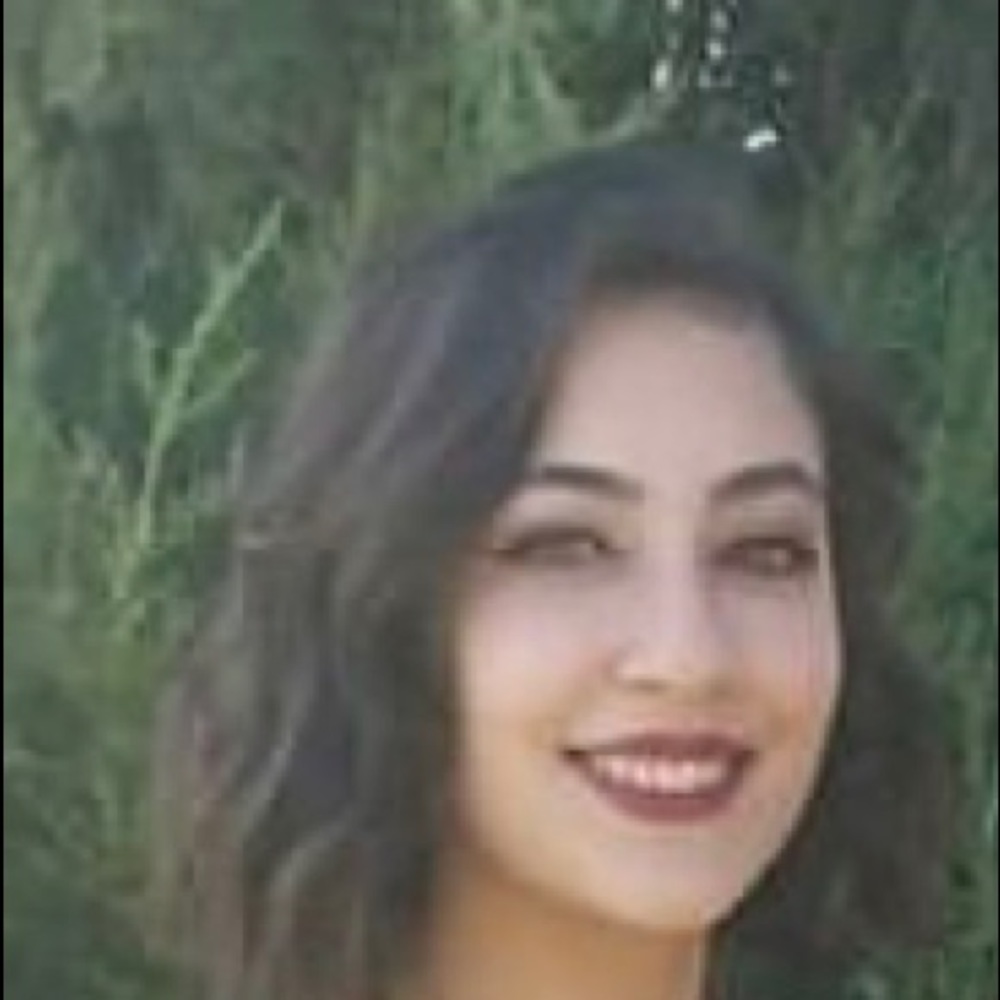 Meet your Posher, Azucena